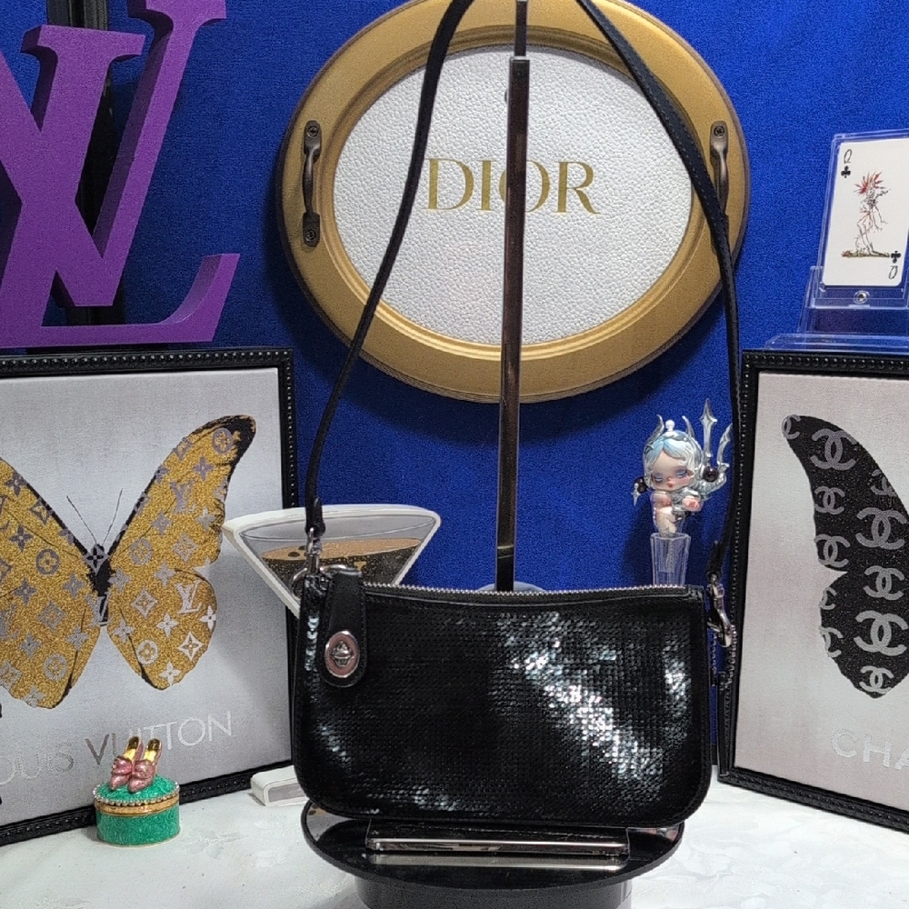 Coach PENN Small Leather And Sequins Shoulder Bag -NEW🔥🔥